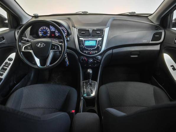 Hyundai Solaris I с пробегом 2012 года, цена 839 000 рублей, 118419 км, седан, Автокод Объявления