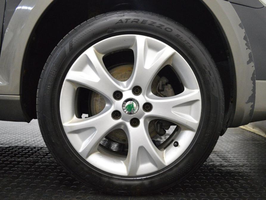 Skoda Octavia II (A5) Рестайлинг Санкт-Петербург  - изображение 9