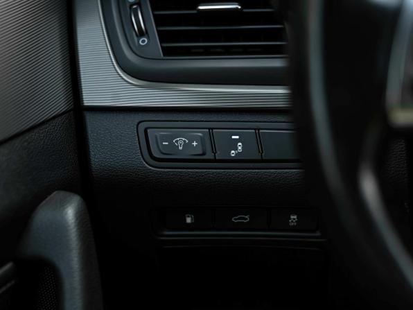 Hyundai Sonata VII (LF) Рестайлинг с пробегом 2017 года, цена 1 481 000 рублей, 224228 км, седан, Автокод Объявления