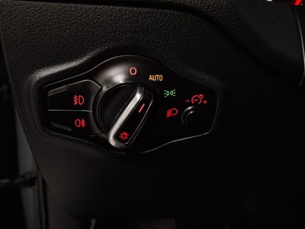 Audi Q5 I (8R) с пробегом 2011 года, цена 1 299 000 рублей, 191173 км, внедорожник, Автокод Объявления