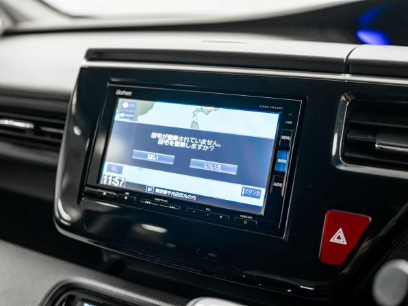 Honda Stepwgn V Рестайлинг с пробегом 2019 года, цена 2 250 000 рублей, 62617 км, минивэн, Автокод Объявления