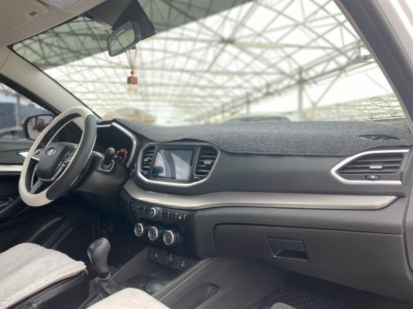 Lada (ВАЗ) Vesta I Рестайлинг (NG) с пробегом 2024 года, цена 1 389 000 рублей, 4983 км, универсал, Автокод Объявления