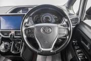 Toyota Voxy III (R80) Рестайлинг Барнаул  - изображение 39