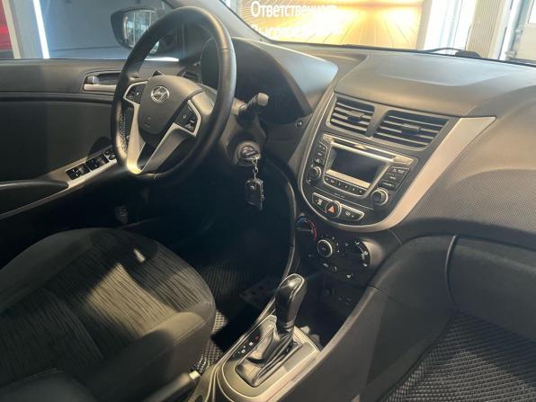 Hyundai Solaris I Рестайлинг с пробегом 2014 года, цена 899 000 рублей, 124500 км, седан, Автокод Объявления