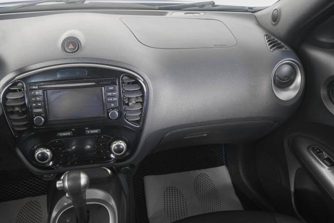 Nissan Juke I Рестайлинг с пробегом 2017 года, цена 1 699 000 рублей, 63390 км, внедорожник, Автокод Объявления