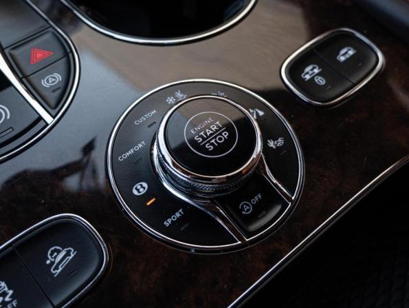 Bentley Bentayga I с пробегом 2019 года, цена 16 640 000 рублей, 21470 км, внедорожник, Автокод Объявления