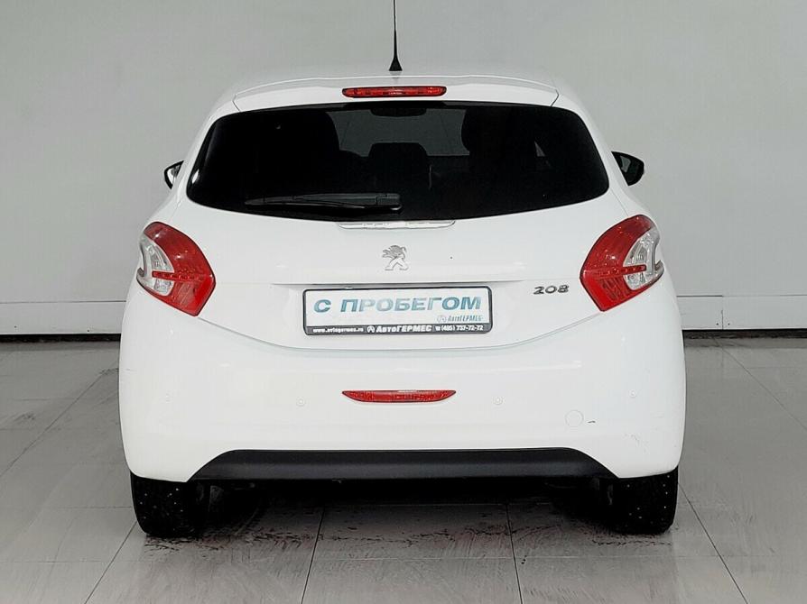 Peugeot 208 I Москва  - изображение 3