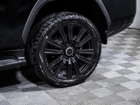 Toyota Land Cruiser 300 Series с пробегом 2022 года, цена 9 207 000 рублей, 127541 км, внедорожник, Автокод Объявления
