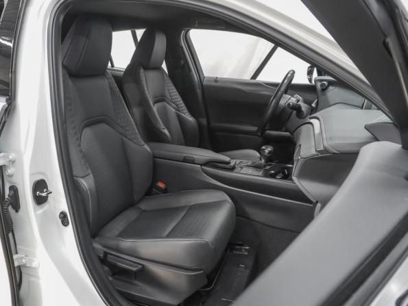 Lexus UX I с пробегом 2022 года, цена 4 019 000 рублей, 24020 км, внедорожник, Автокод Объявления