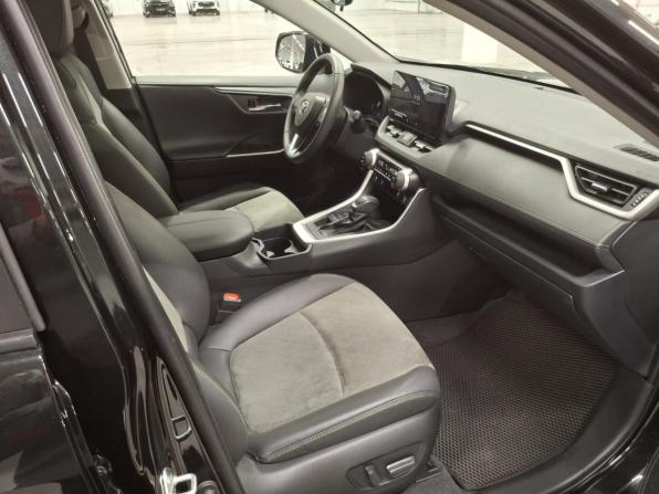Toyota RAV4 V (XA50) с пробегом 2024 года, цена 3 770 000 рублей, 23000 км, внедорожник, Автокод Объявления