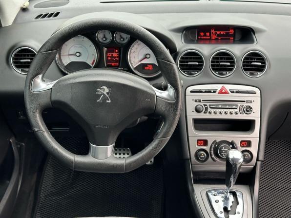 Peugeot 408 I с пробегом 2014 года, цена 590 000 рублей, 196588 км, седан, Автокод Объявления