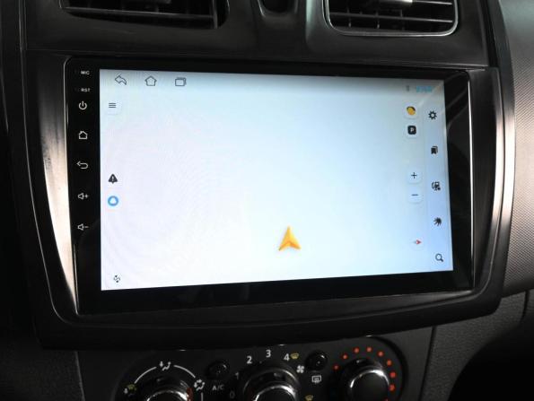 Renault Logan II Рестайлинг с пробегом 2020 года, цена 640 000 рублей, 136508 км, седан, Автокод Объявления