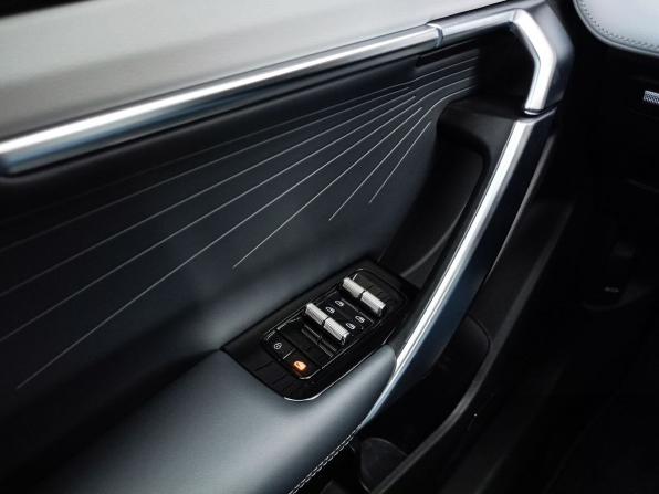 Geely Atlas II с пробегом 2024 года, цена 2 700 000 рублей, 31000 км, внедорожник, Автокод Объявления