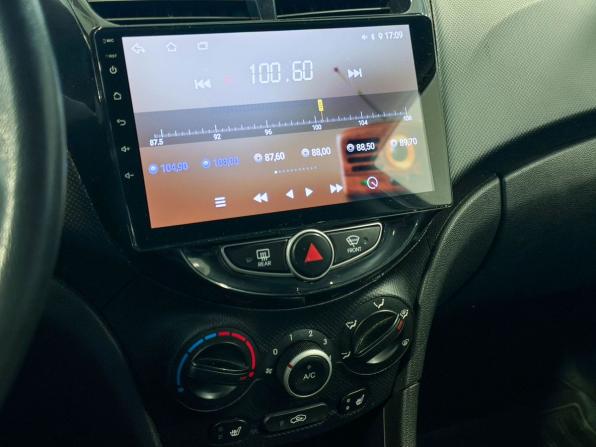 Hyundai Solaris I с пробегом 2012 года, цена 777 000 рублей, 169998 км, седан, Автокод Объявления