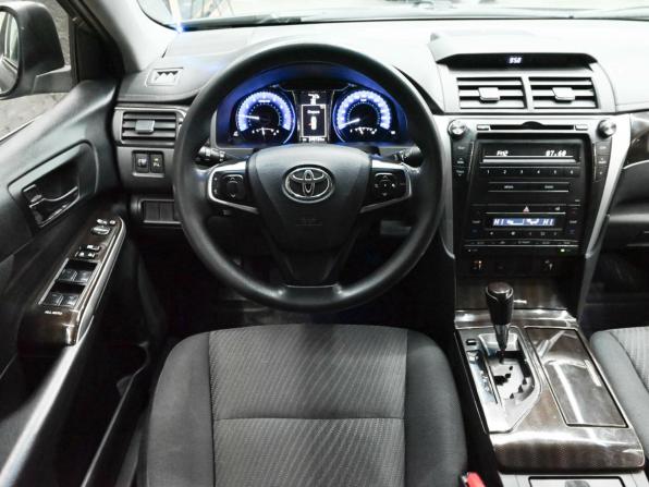 Toyota Camry VII (XV50) Рестайлинг с пробегом 2015 года, цена 1 715 000 рублей, 249722 км, седан, Автокод Объявления