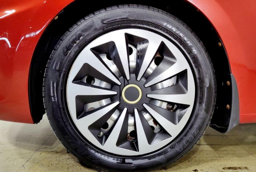 Hyundai Solaris I Волгоград  - изображение 10