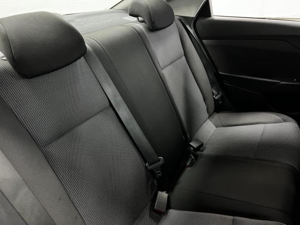 Hyundai Solaris II Рестайлинг с пробегом 2021 года, цена 1 415 000 рублей, 109758 км, седан, Автокод Объявления