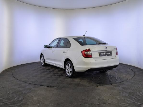 Skoda Rapid I Рестайлинг с пробегом 2019 года, цена 1 375 000 рублей, 96210 км, лифтбек, Автокод Объявления