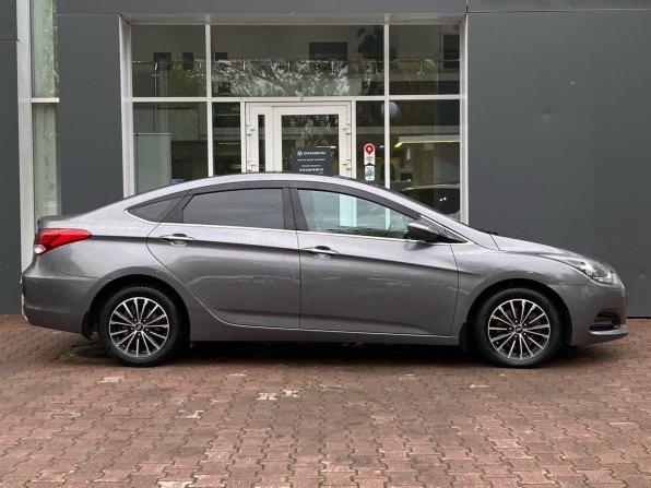 Hyundai i40 I Рестайлинг с пробегом 2015 года, цена 1 259 000 рублей, 221000 км, седан, Автокод Объявления
