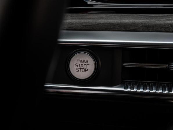Kia K5 III с пробегом 2022 года, цена 3 180 000 рублей, 32903 км, седан, Автокод Объявления