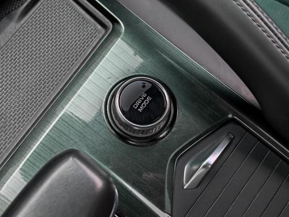 Geely Monjaro I с пробегом 2023 года, цена 2 990 000 рублей, 30162 км, внедорожник, Автокод Объявления