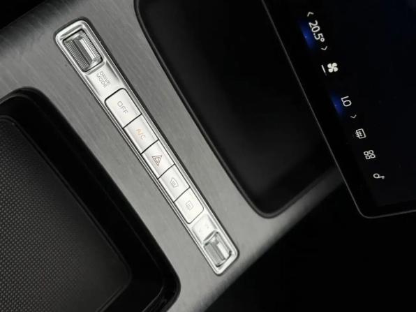 Geely Preface I с пробегом 2024 года, цена 2 630 000 рублей, 31523 км, седан, Автокод Объявления