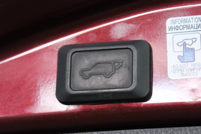 Toyota RAV4 IV (XA40) Рестайлинг с пробегом 2018 года, цена 2 619 000 рублей, 51000 км, внедорожник, Автокод Объявления