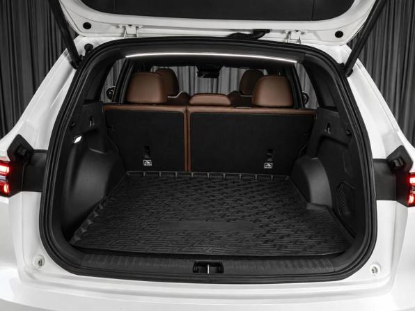 Geely Monjaro I с пробегом 2022 года, цена 2 888 000 рублей, 79536 км, внедорожник, Автокод Объявления