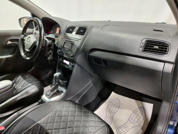 Volkswagen Polo V Рестайлинг с пробегом 2015 года, цена 990 000 рублей, 151300 км, седан, Автокод Объявления
