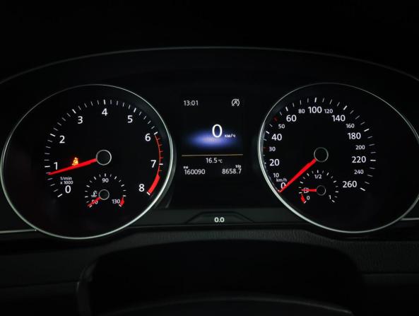 Volkswagen Passat B8 с пробегом 2016 года, цена 1 685 000 рублей, 160089 км, седан, Автокод Объявления