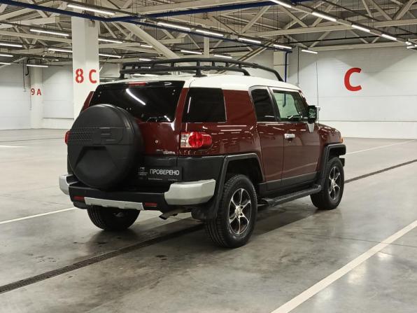 Toyota FJ Cruiser с пробегом 2011 года, цена 3 350 000 рублей, 192501 км, внедорожник, Автокод Объявления
