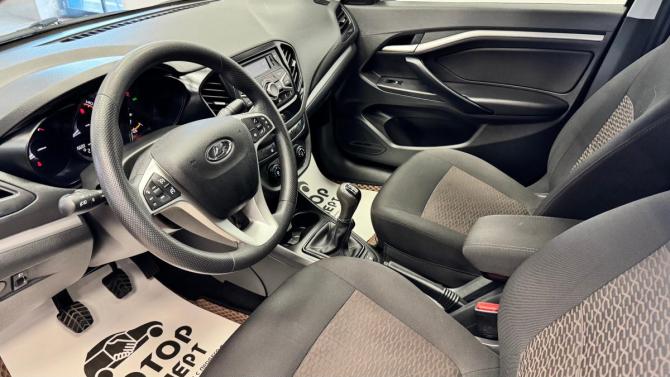 Lada (ВАЗ) Vesta I с пробегом 2021 года, цена 949 000 рублей, 115676 км, седан, Автокод Объявления