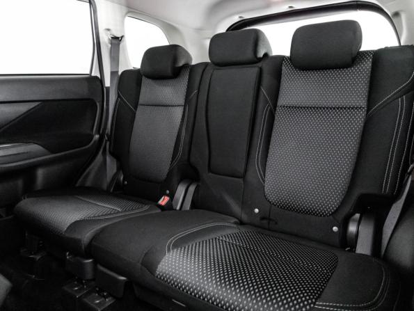 Mitsubishi Outlander III Рестайлинг 3 с пробегом 2020 года, цена 2 499 000 рублей, 81137 км, внедорожник, Автокод Объявления