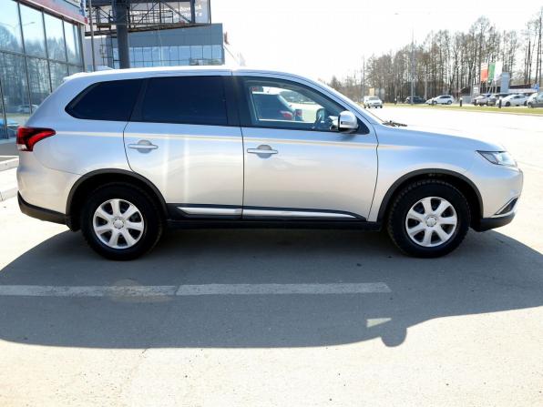 Mitsubishi Outlander III Рестайлинг 3 с пробегом 2018 года, цена 1 828 000 рублей, 121000 км, внедорожник, Автокод Объявления