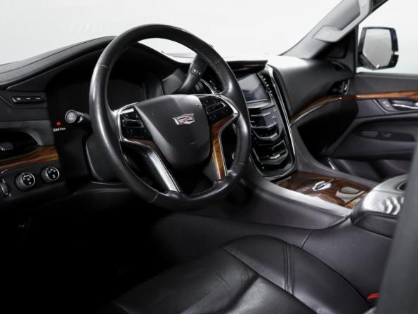 Cadillac Escalade IV с пробегом 2015 года, цена 3 800 000 рублей, 223338 км, внедорожник, Автокод Объявления