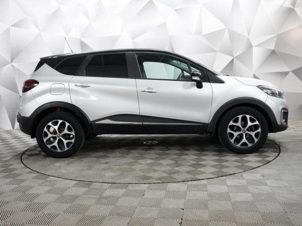 Renault Kaptur I с пробегом 2017 года, цена 1 582 000 рублей, 75797 км, внедорожник, Автокод Объявления