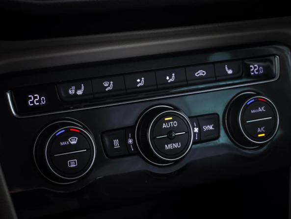 Volkswagen Tiguan II с пробегом 2017 года, цена 1 684 000 рублей, 258258 км, внедорожник, Автокод Объявления