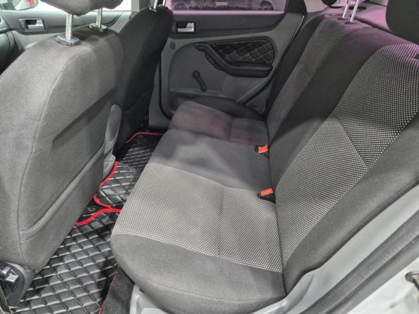Ford Focus II Рестайлинг с пробегом 2010 года, цена 625 000 рублей, 235000 км, седан, Автокод Объявления