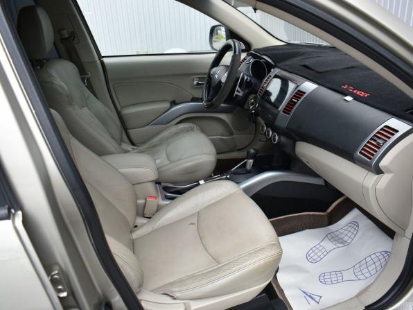Mitsubishi Outlander II с пробегом 2008 года, цена 749 000 рублей, 359608 км, внедорожник, Автокод Объявления
