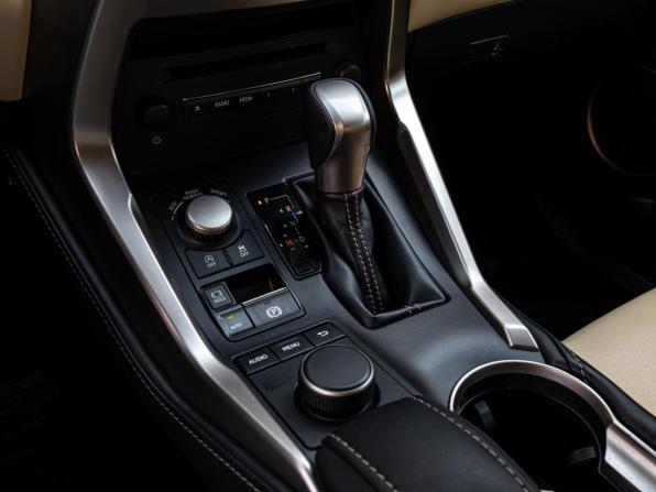 Lexus NX I с пробегом 2016 года, цена 2 860 000 рублей, 73504 км, внедорожник, Автокод Объявления