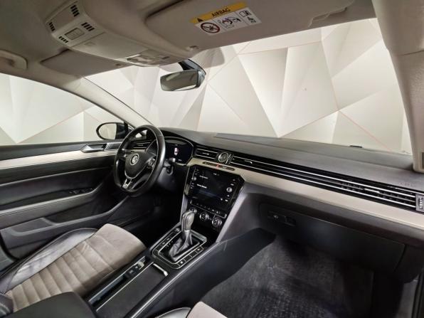 Volkswagen Passat B8 с пробегом 2017 года, цена 1 815 000 рублей, 181765 км, седан, Автокод Объявления