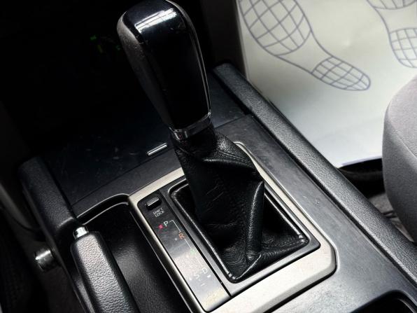 Toyota Land Cruiser Prado 150 Series с пробегом 2012 года, цена 2 629 000 рублей, 264211 км, внедорожник, Автокод Объявления