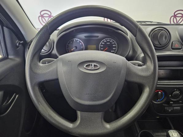 Lada (ВАЗ) Granta I с пробегом 2013 года, цена 377 000 рублей, 39950 км, седан, Автокод Объявления