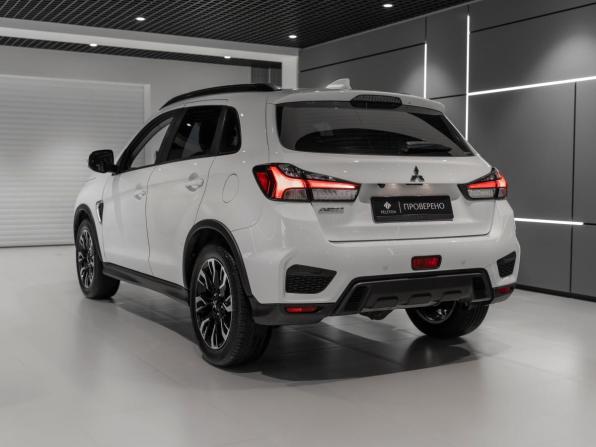 Mitsubishi ASX I Рестайлинг 3 с пробегом 2024 года, цена 3 400 000 рублей, 115 км, внедорожник, Автокод Объявления