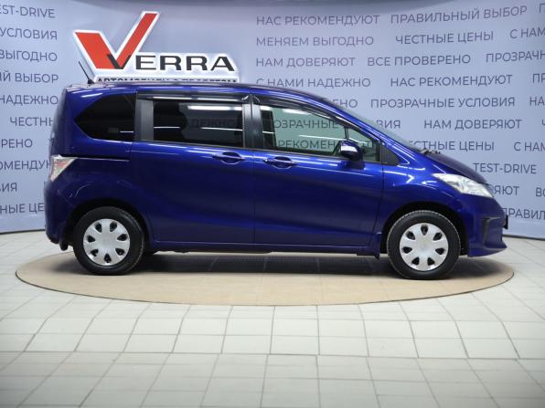 Honda Freed I Рестайлинг с пробегом 2014 года, цена 1 020 000 рублей, 200449 км, компактвэн, Автокод Объявления