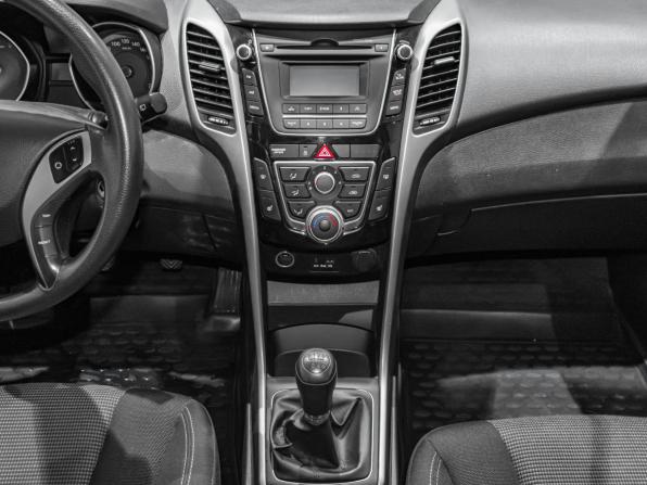 Hyundai i30 II с пробегом 2013 года, цена 880 000 рублей, 134288 км, хэтчбек, Автокод Объявления