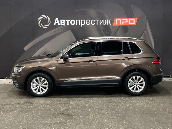 Volkswagen Tiguan II с пробегом 2018 года, цена 2 540 000 рублей, 120495 км, внедорожник, Автокод Объявления