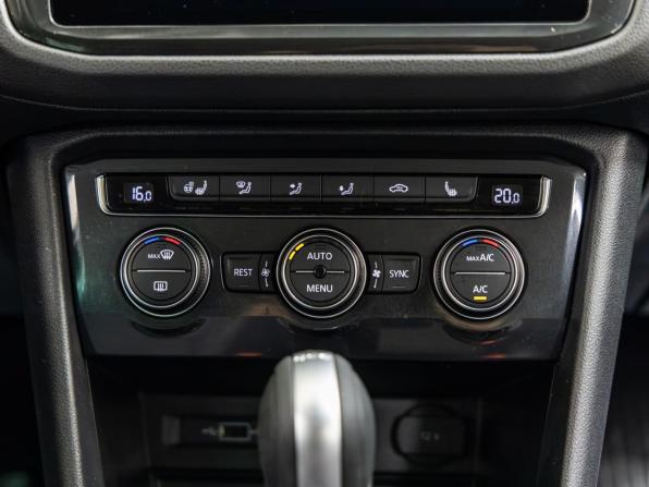 Volkswagen Tiguan II с пробегом 2019 года, цена 2 148 000 рублей, 130109 км, внедорожник, Автокод Объявления