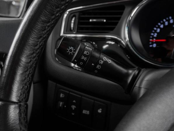 Kia Ceed II Рестайлинг с пробегом 2015 года, цена 1 399 000 рублей, 102699 км, хэтчбек, Автокод Объявления