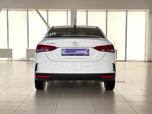 Hyundai Solaris II Рестайлинг с пробегом 2021 года, цена 1 850 000 рублей, 40000 км, седан, Автокод Объявления